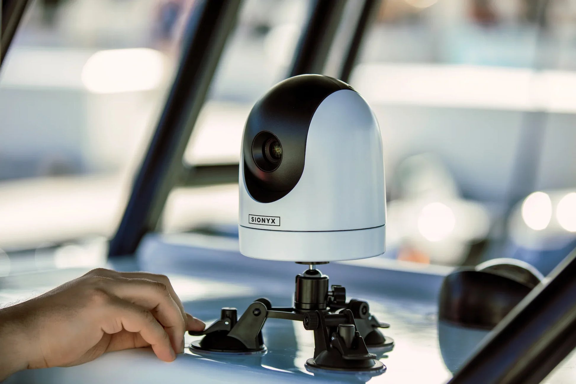 SIONYX Nightwave D1 Vehicle Mounted Night Vision System