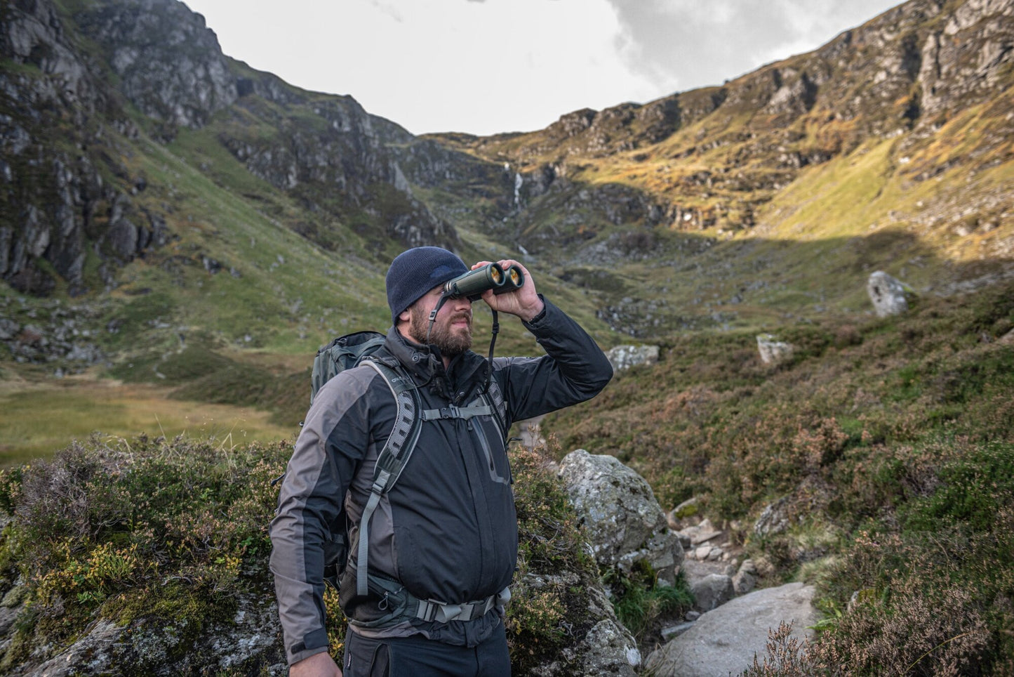 Hawke Frontier ED X Binoculars