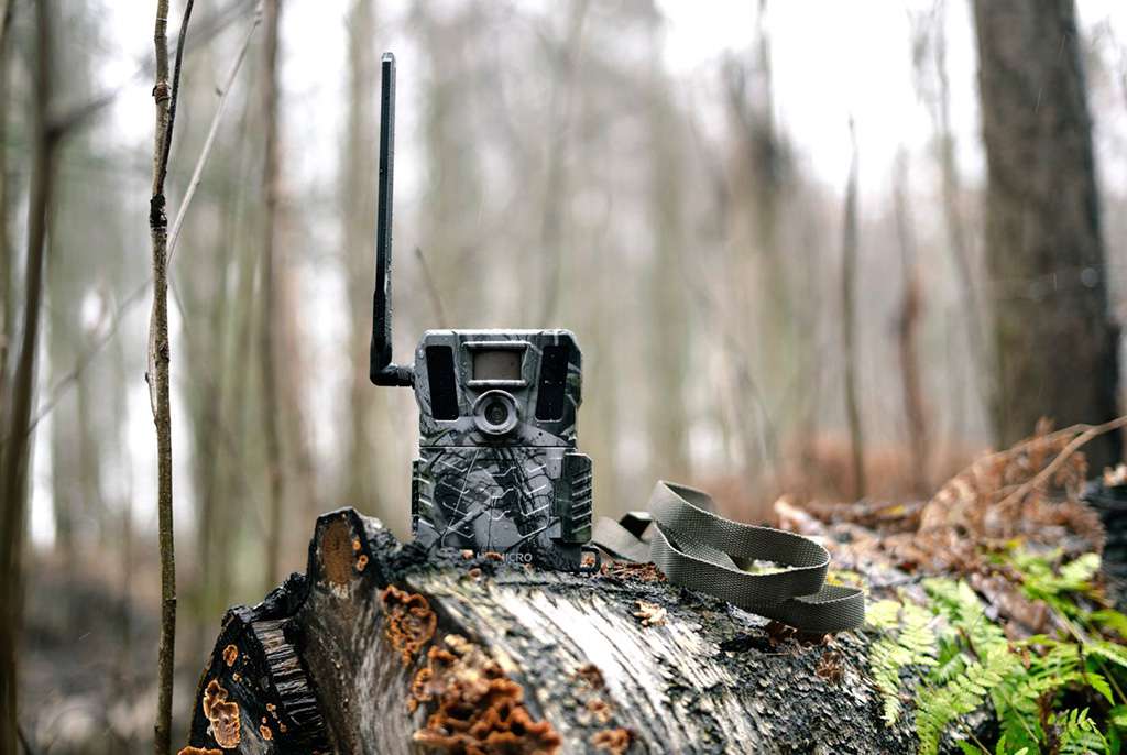 HikMicro M15 Wildlife Camera 4G Enabled Trail Camera